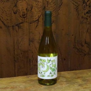 wine-giohills-b-w